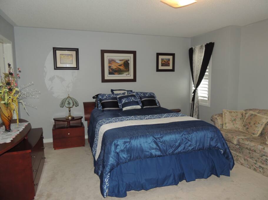 one master bedroom in mount albert