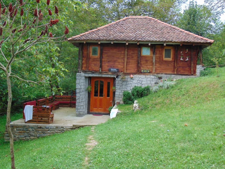 eco village slatkovac -wooden house