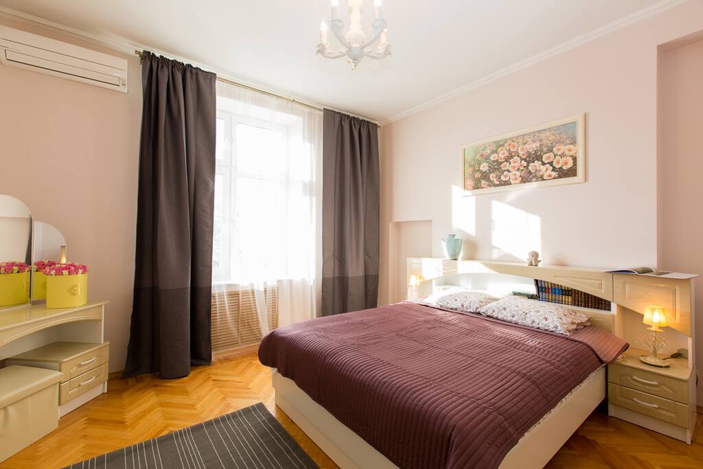 特维尔大街,100平方米。米。,3个卧室,从克里姆