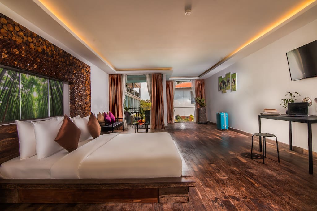 one bedroom   breakfast   included 2 ways transfer